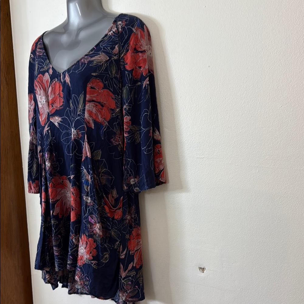Free People Eyes on You Floral and Navy High-Low Dress SKU0339 - Picture 3 of 11